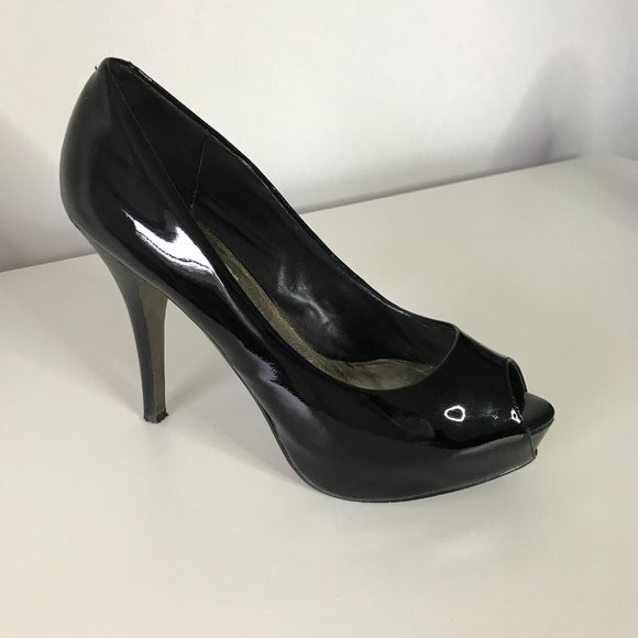 Steve Madden Black Open-Toe Patent Leather Pumps - Picture 5 of 6